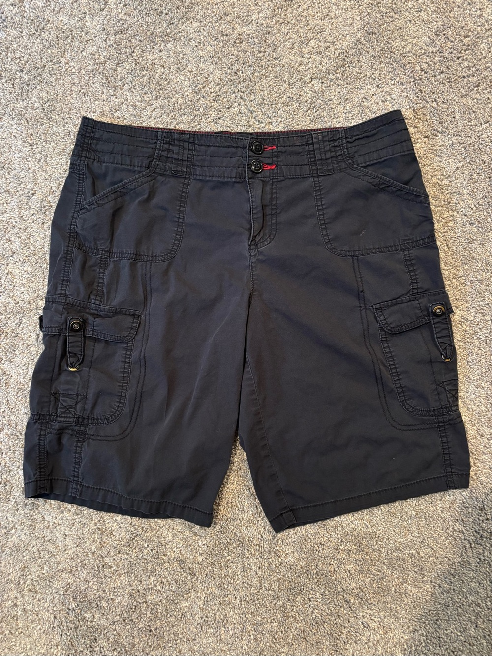 Womens Black Cargo Shorts Y2K Grunge Sz 12 Pockets Knee Length Streetwear Cotton